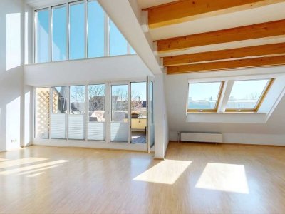 ** Über den Dächern: Einzigartige 3-Zi.-Maisonettewohnung mit DACHTERRASSE und GALERIE  **