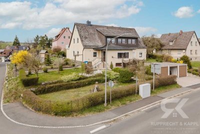 Wohntraum mit Rendite: Vielseitig verwendbares Mehrfamilienhaus mit 8,6% Rendite in Kirchenthumbach