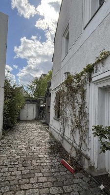 Charmantes Haus mit Garten & Ausbaupotenzial in guter Lage in Nürnberg