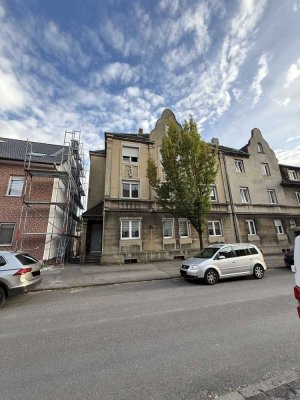 Geräumige 4,5 Zimmer Wohnung am Südpark