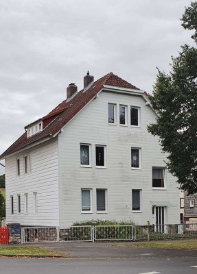 Erstbezug nach Grundsanierung - 4-Zimmer Wohnung mit Balkon und Garage in Rosdorf