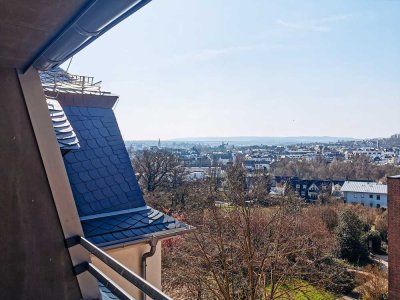 Außergewöhnliche Wohnung - Erstbezug nach Sanierung: schöne 3-Zimmer-DG-Whg mit Balkon in Limburg