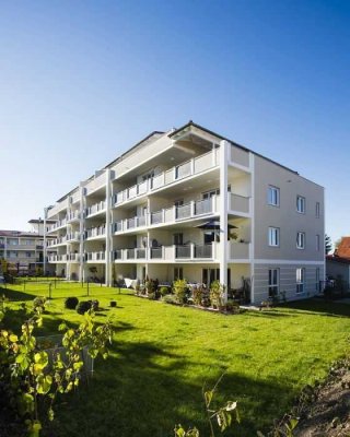 Exklusive 1-Zimmer-Wohnung mit gehobener Innenausstattung mit Balkon und Einbauküche in Meitingen