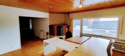 Schöne und gepflegte 2,5-Raum-Wohnung mit EBK in Dreieich
