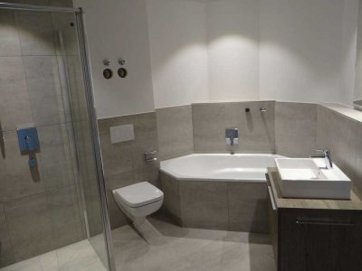 Neuwertig mit Kühloption Eckterrasse in KfW 55 Effizienz