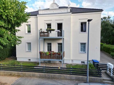 Modern-sanierte & helle 3-Zi.-Wohnung mit Balkon in Effizienzhaus mit Wärmepumpe ruhiger Höhenlage