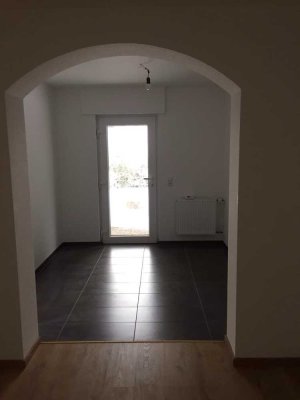 Schöne, lichtdurchflutete zwei Zimmer Terrassenwohnung in Rietheim, Münsingen