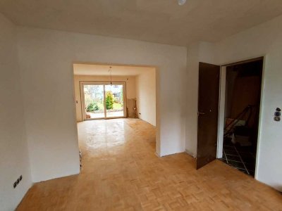 5-Zimmer Einfamilienhaus mit großem Garten und Stellplatz