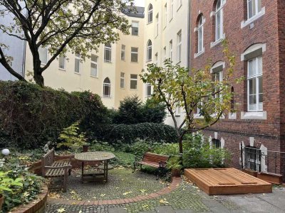 Charmante 3 Zimmer im Altbau, Erdgeschoss