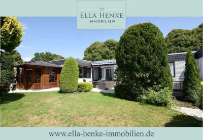Stilvoller, gepflegter Bungalow mit schönem Garten, Keller + Garage.