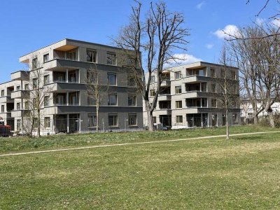 Helle 2 Zimmer Wohnung mit großer Loggia am Sheridanpark