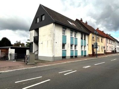 Charmantes Einfamilienhaus mit Garage und Terrasse in Hockenheim zu Vermieten