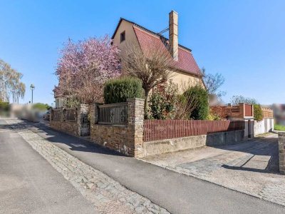 Familienglück in ruhiger Lage – Charmantes Reihenendhaus mit Ausbaupotenzial in Leipzig-Lützschena