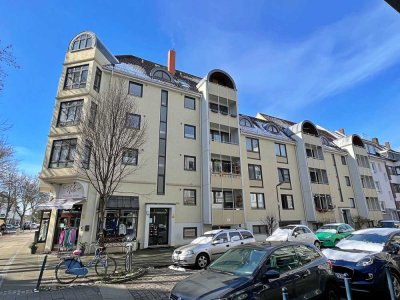 * Charmante 2-Zimmer-Wohnung im Dachgeschoss *
