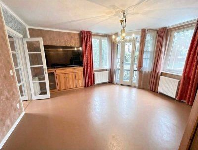 Hochwertig renoviert, mit Terrasse!