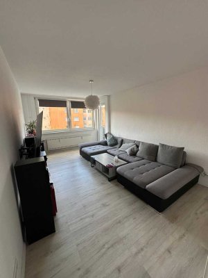 Helle 3,5 Zi. Wohnung, 70qm, EBK, Balkon, in Wolfsburg-Detmerode zu vermieten