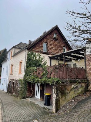 Charmantes sanierungsbedürftiges Einfamilienhaus in Bexbach Höchen mit viel Potential!