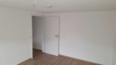 2-Zi.-Souterrain-Wohnung mit Balkon in Bad Friedrichshall