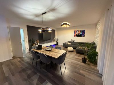 Elegante 3-Zimmer Wohnung mit Balkon und Garage in Troisdorf