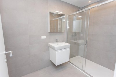 PREISHIT!! Toll aufgebaute, komplett sanierte 3 Zimmer Eigentumswohnung mit optimaler Infrastruktur in 1210 wi