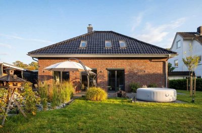 Luxuriöser Bungalow direkt an der Landesgrenze zu Schwanewede