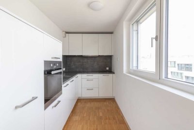Großzügig geschnittene 1-Zi-Wohnung auf 58m² im Penthouse inkl. Außenbereich und EBK