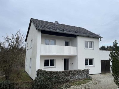 Renovierungsbedürftiges Einfamilienhaus mit 2 Garagen in Sielstetten bei Hörgertshausen