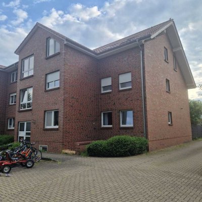 Schöne 5-Zimmer-Wohnung mit Terasse und EBK in Lehrte