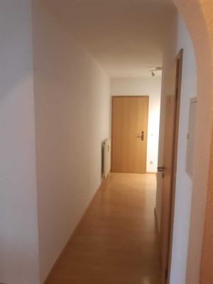 Stilvolle 3-Zimmer-Wohnung mit Balkon und EBK in Eichenau