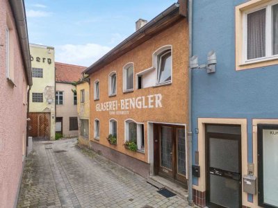 Historisches Wohn- u. Geschäftshaus inkl. Nachbargebäude in bester Lage von Dingolfing