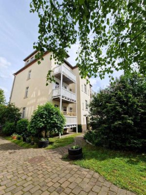 Ruhige Dachgeschosswohnung in Kleinzschocher