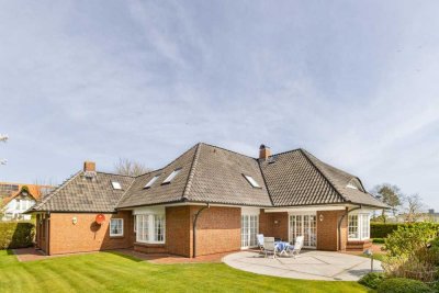 Ruheoase mit Meerblick, Kamin, Sauna und privatem Garten – ein einmaliges Refugium an der Ostseek...