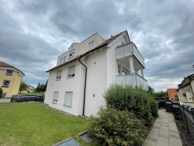 Attraktive 3 Zimmer Dachgeschoss- Wohnung mit Balkon  TG Stellplatz in Baltmannsweiler