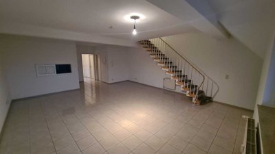 Charmante, großzügige und ansprechende Maisonette-Wohnung, im Herzen von Lorsch, am Klostergarten