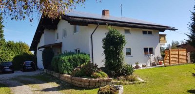 EG Landhaus, 3 Garagen, Halle und großer Aussenbereich -  Nutzfläche 515 qm -  Grundfläche 4400qm !