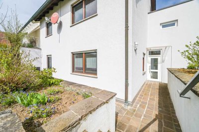 Zwei-Zimmer Einliegerwohnung, ca. 56m², am Wü.-Heuchelhof zu vermieten