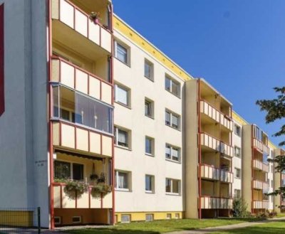 Attraktive 3-Zimmer-Wohnung mit gehobener Innenausstattung mit EBK in Dorf Mecklenburg