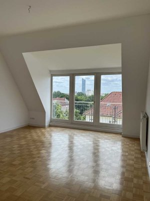 Wunderschöne 3-Zimmerwohnung am Treptower Park ! Provisionsfrei !