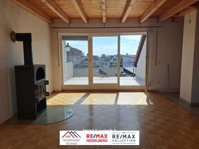 Tolle 5 Zimmer Maisonettwohnung über 3 Stockwerke im ruhigen 3 Parteinhaus mit Stellplatz und Garage
