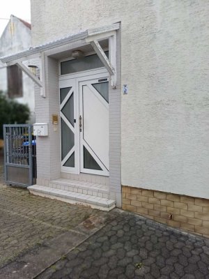 Modernisierte 3-Zimmer-Wohnung mit Balkon in Rümmelsheim