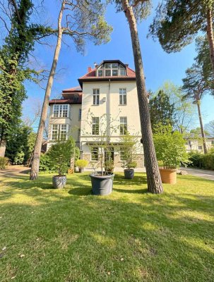 Lichtdurchflutete Jugendstil-Maisonette mit Garten & Geschichte im Grunewald