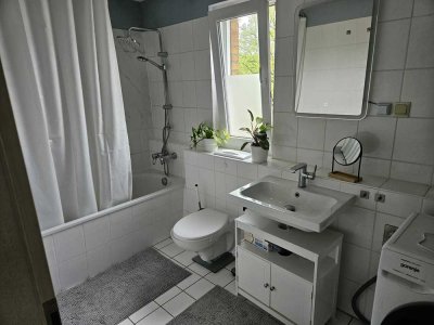 Charmante Maisonette-Wohnung mit großer Sonnenterrasse im grünen Potsdamer Norden (Groß Glienicke)