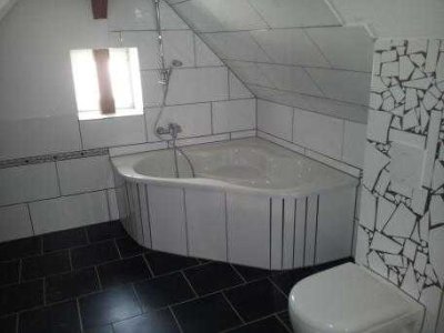 3 Zimmer Dachgeschosswohnung mit Balkon in Göttingen -Weende