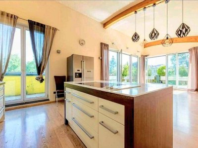 PENTHOUSE der Extraklasse – auf über 300 m² Nutzfläche. PURE FREIHEIT auf 143 m² XXL-Dachterrasse.