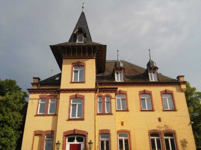 Großes WG-Zimmer in Geisenheim mit eigenem Bad