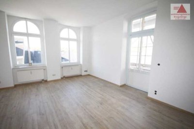 Komplett sanierte 3-Raum-Wohnung mit großer Dachterrasse mitten im Zentrum von Annaberg-Buchholz!!