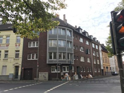 Frisch renovierte Wohnung mit Balkon in Düsseldorf Rath
