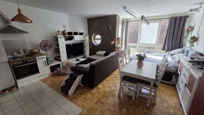 2- Zimmer-Stadtwohnung mit Wintergarten im Zentrum von Erfurt