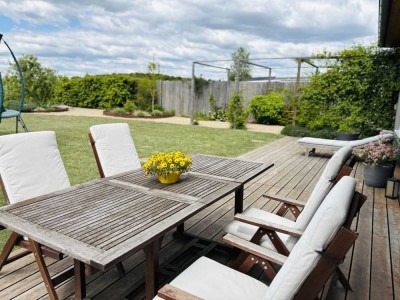 Luxus - neuwertig! Traumhaus im Bungalowstil mit Weitblick in Altlandsberg/Wegendorf!