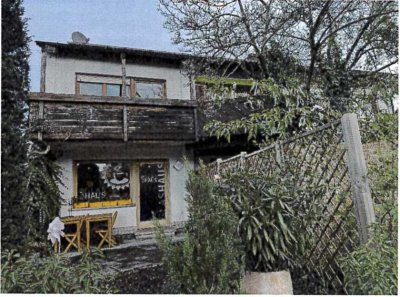 2-Familienhaus mit Glashaus in Brackenheim